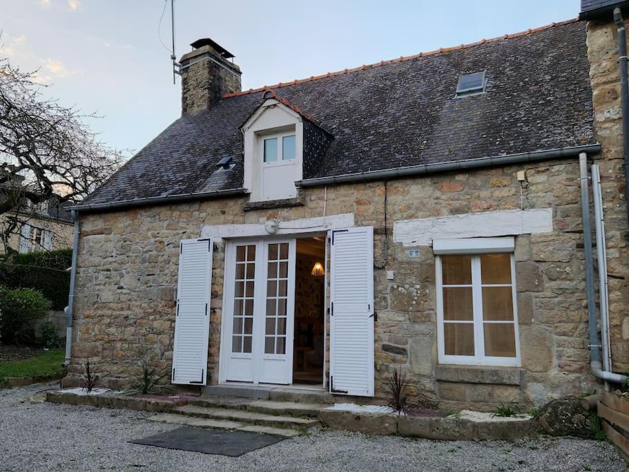 Charmante Petite Maison De Bourg Avec Val-Couesnon